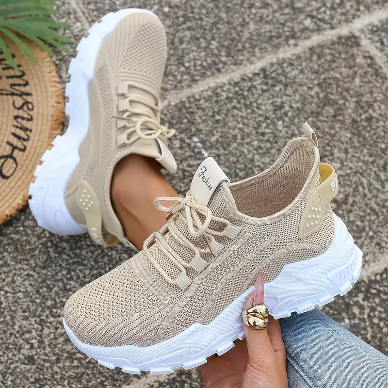 Ortopediska och bekväma sneakers för kvinnor | blackspei.com